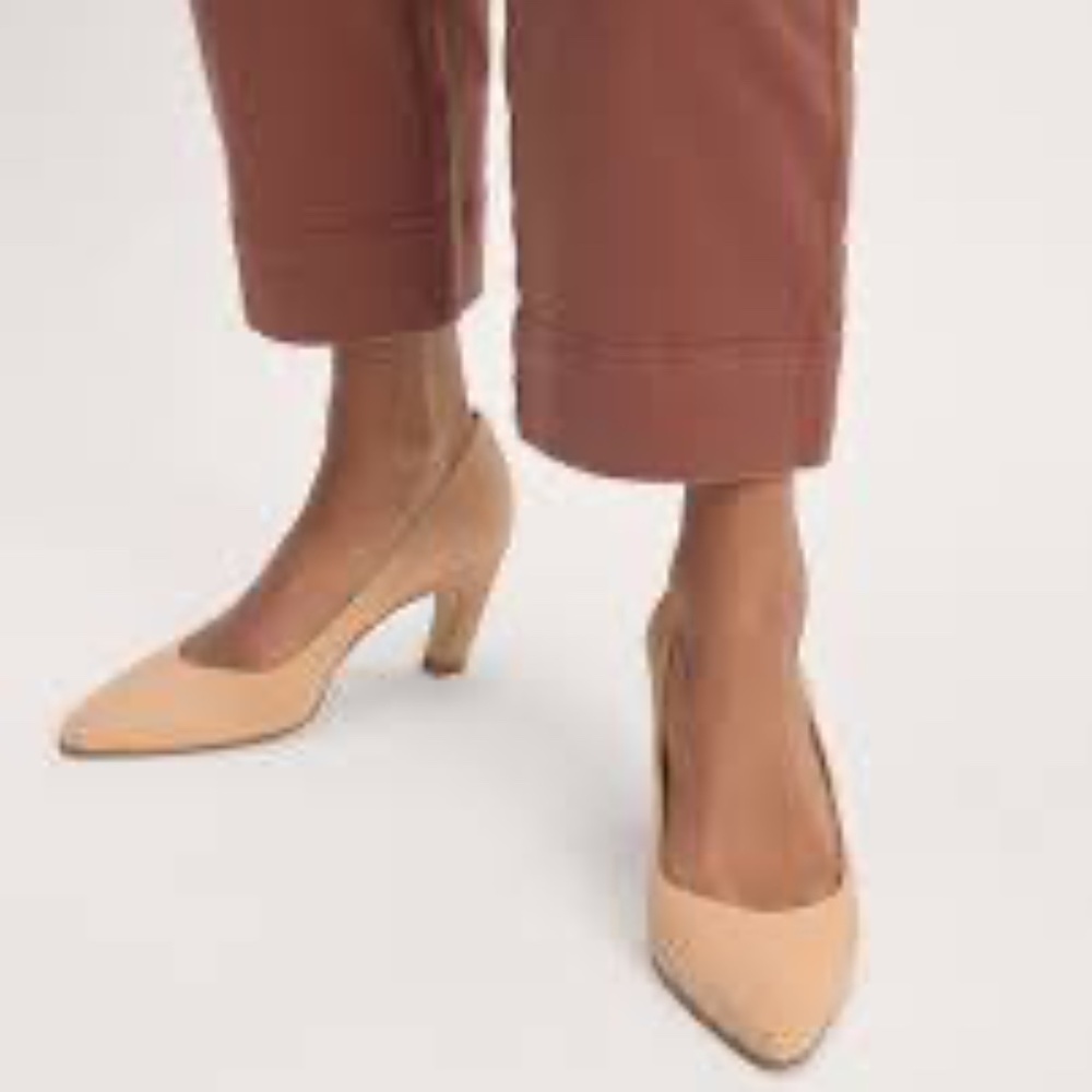 Everlane- The Banana Pump